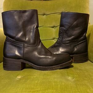 Vintage Black Frye Short Campus Boot